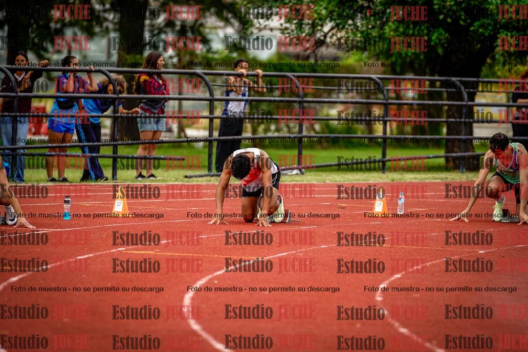 Fotos de los 200 m llanos de varones