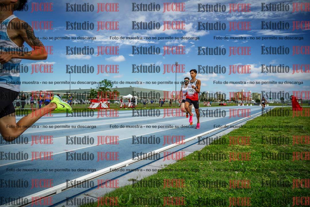 Fotos de los 1000 m llanos de varones