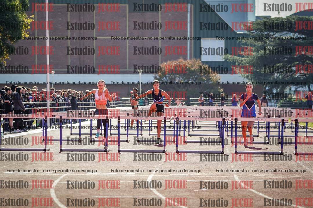 Fotos de los 100 m con vallas de mujeres