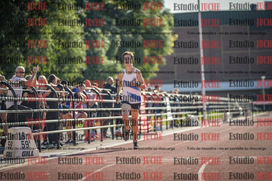 Fotos de los 400 m con vallas de varones