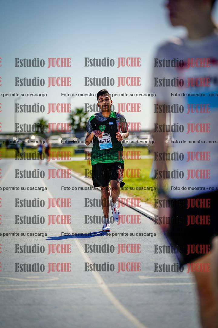 Fotos de los 600 m llanos de varones