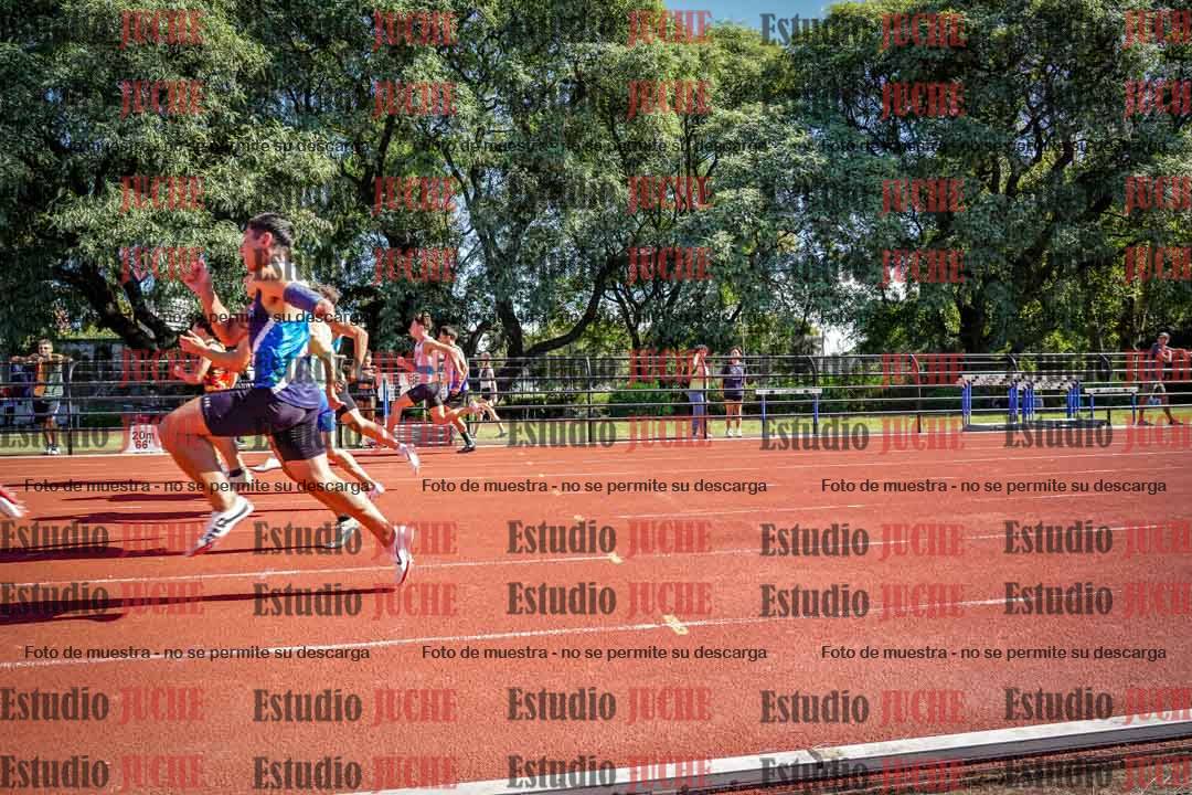 Fotos de los 100 m llanos de varones