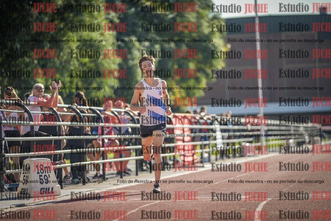 Fotos de los 400 m con vallas de varones