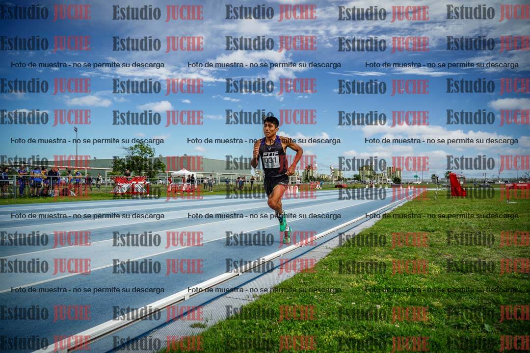 Fotos de los 1000 m llanos de varones