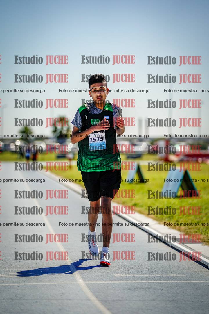 Fotos de los 600 m llanos de varones
