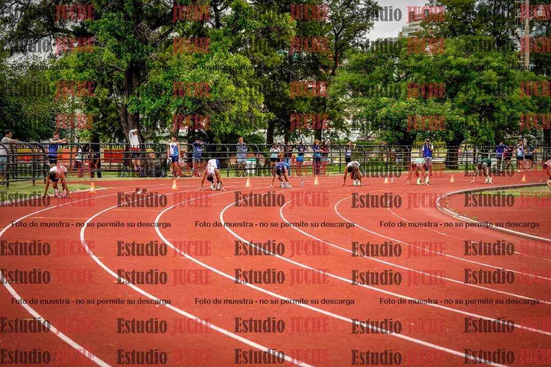 Fotos de los 200 m llanos de varones