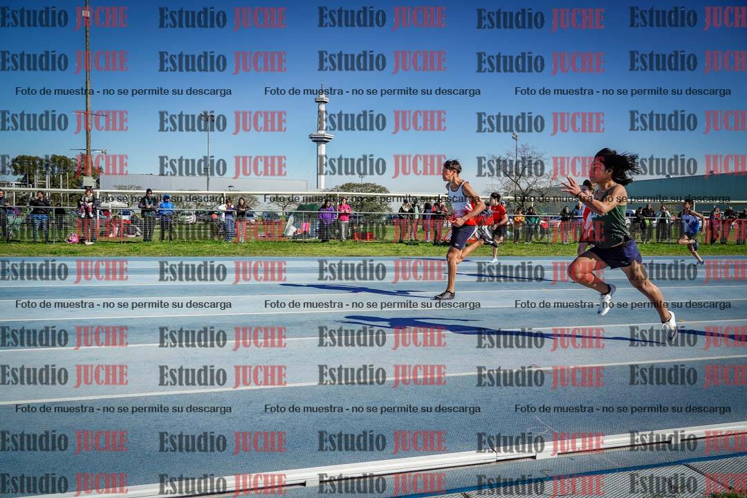 Fotos de los 80 m llanos de varones - U14