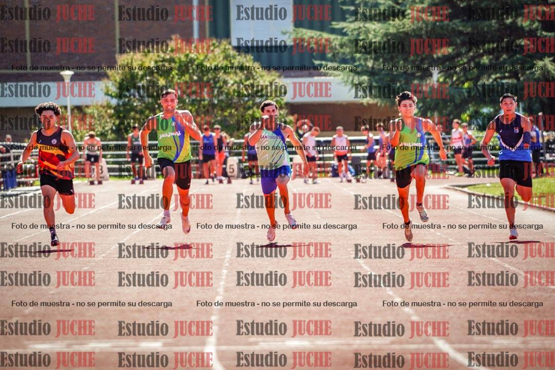 Fotos de los 100 m llanos de varones
