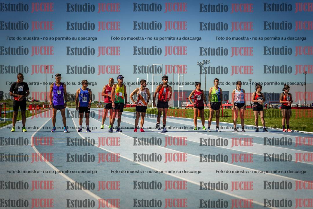 Fotos de los 5000 m de mujeres y varones - serie 2