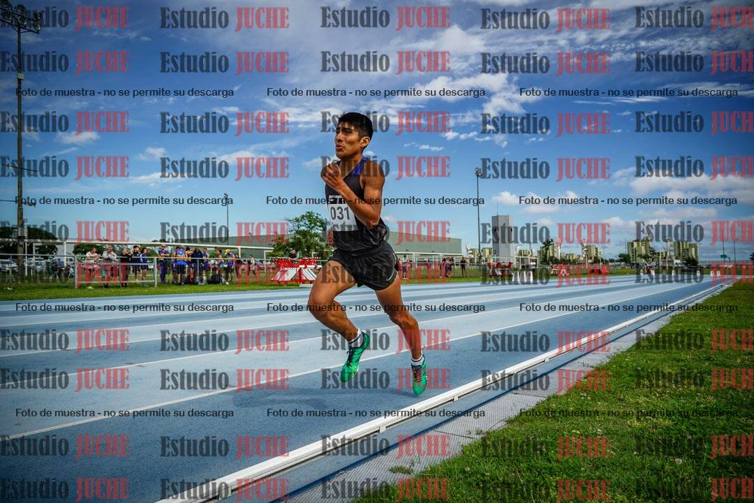 Fotos de los 1000 m llanos de varones