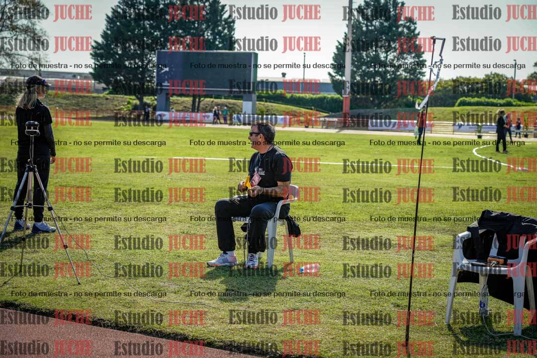 Fotos de algunos extras y podios del día 1