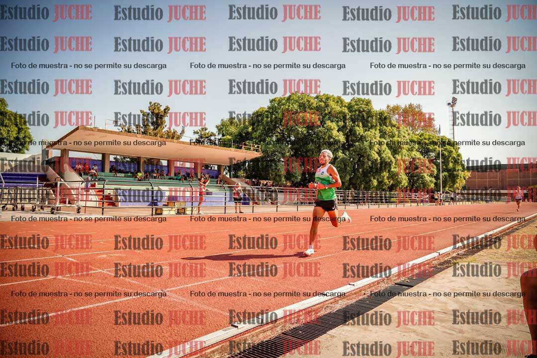 Fotos de los 3000 m llanos de varones