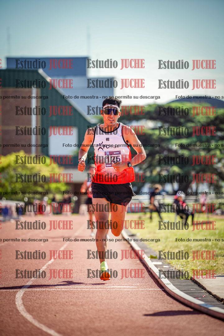 Fotos de los 10.000 m de varones - serie 1