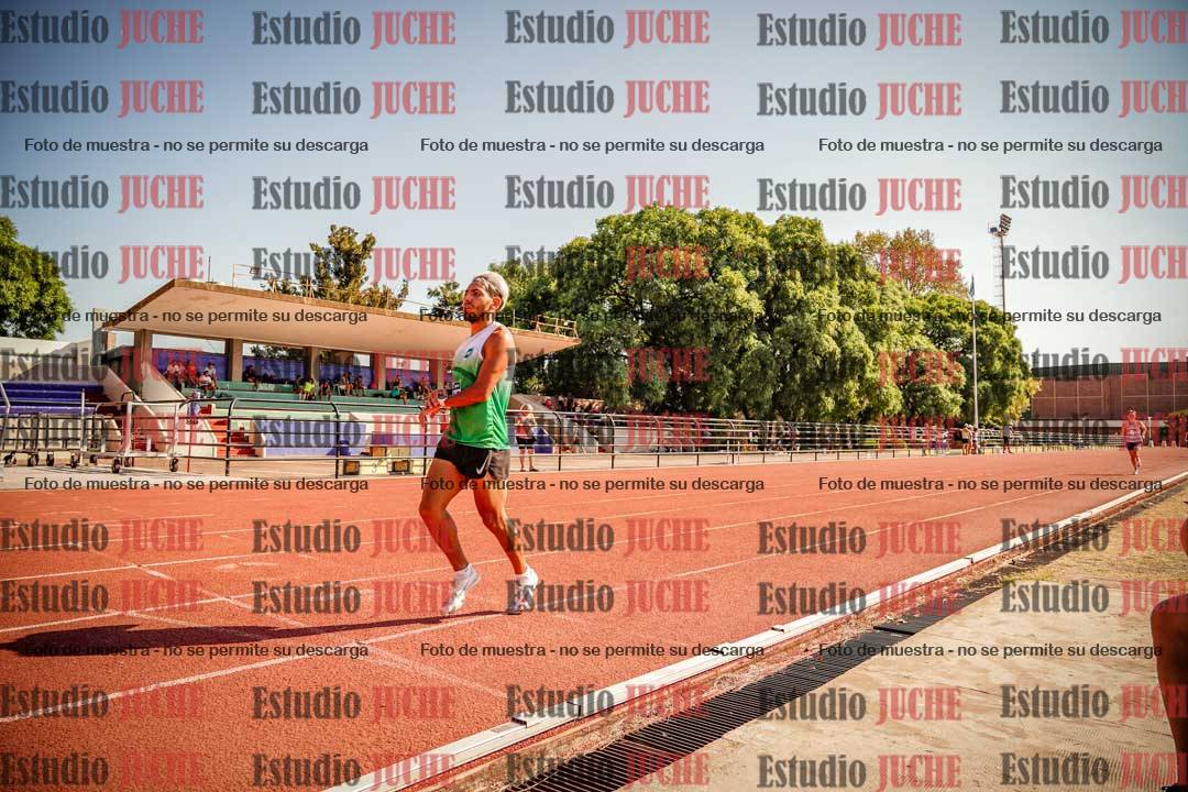 Fotos de los 3000 m llanos de varones