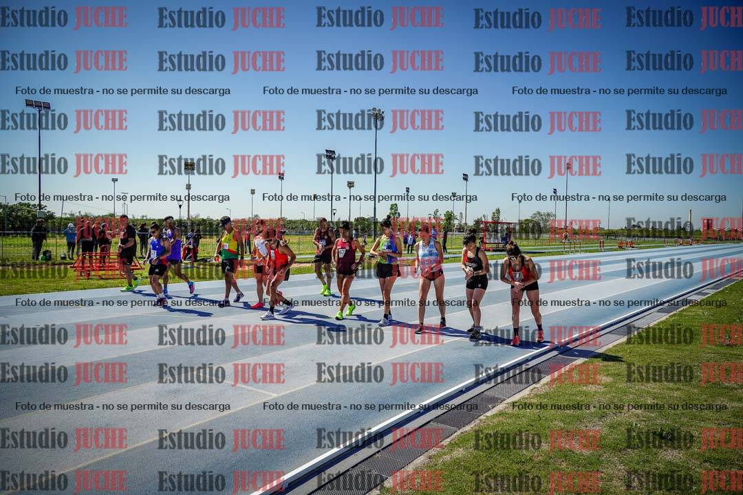 Fotos de los 5000 m de mujeres y varones - serie 2