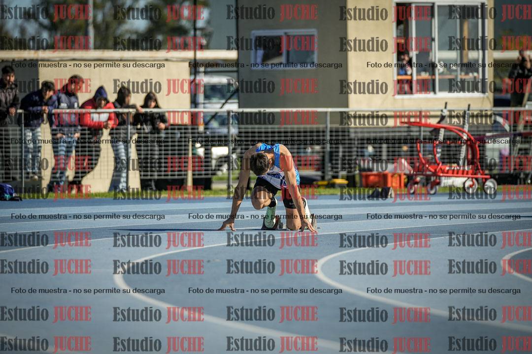Fotos de los 400 m con vallas de varones