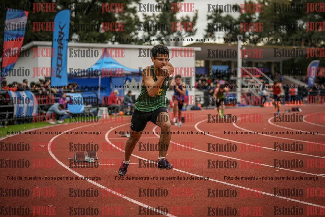 Fotos de los 400 m con vallas de varones