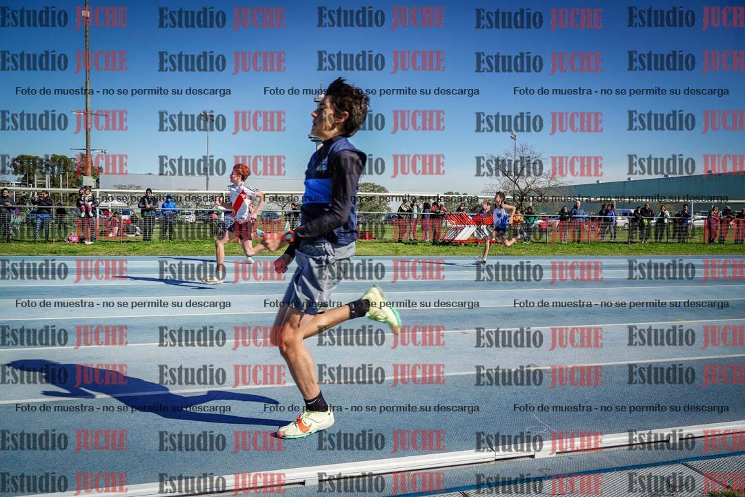 Fotos de los 80 m llanos de varones - U14