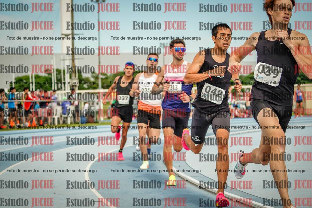 Fotos de los 1000 m llanos de varones