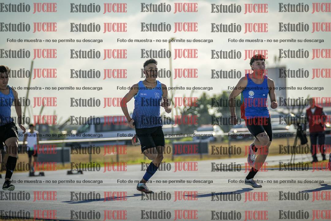 Fotos de los 100 m llanos de varones