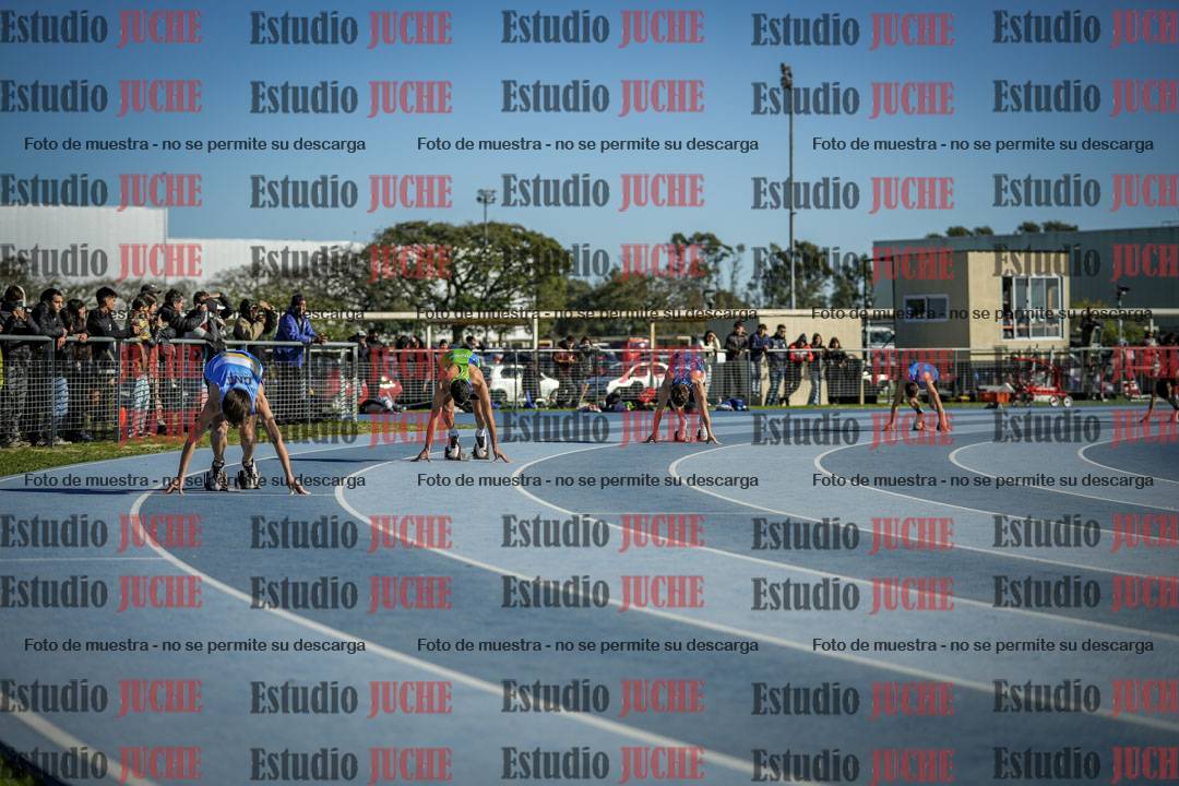 Fotos de los 400 m con vallas de varones