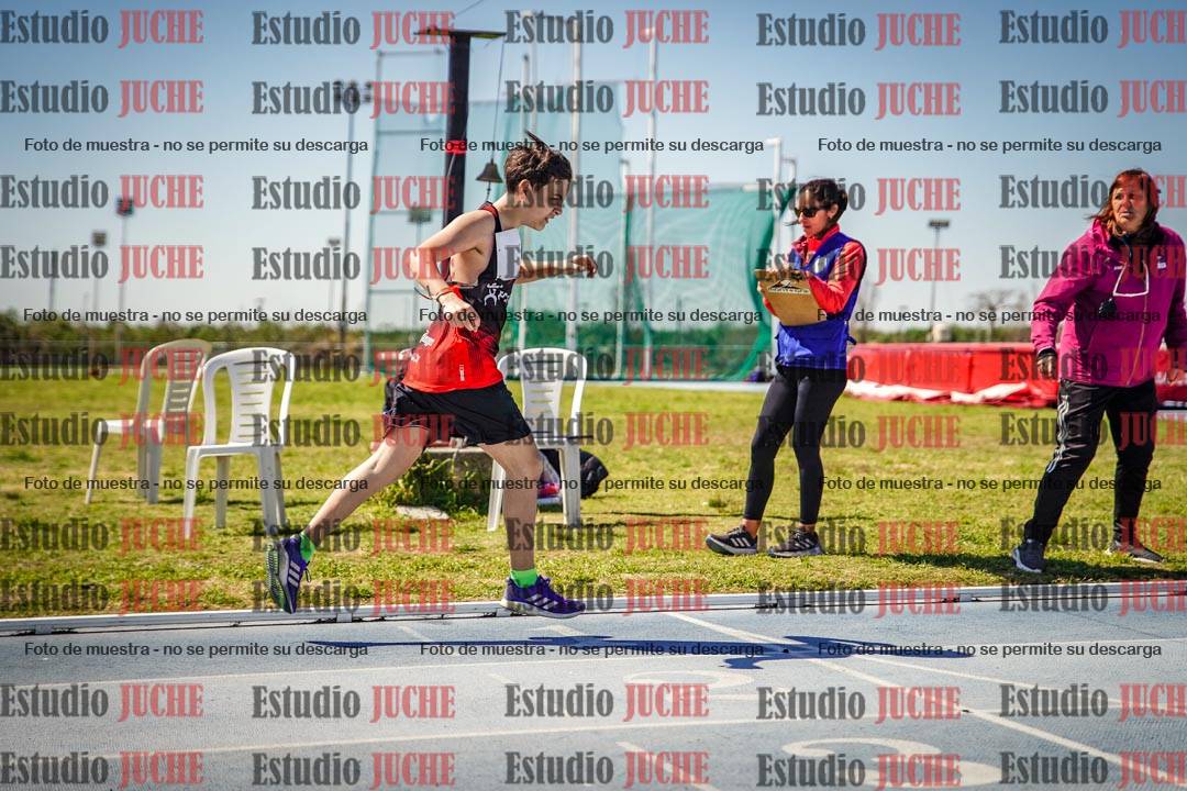 Fotos de los 600 m llanos de varones