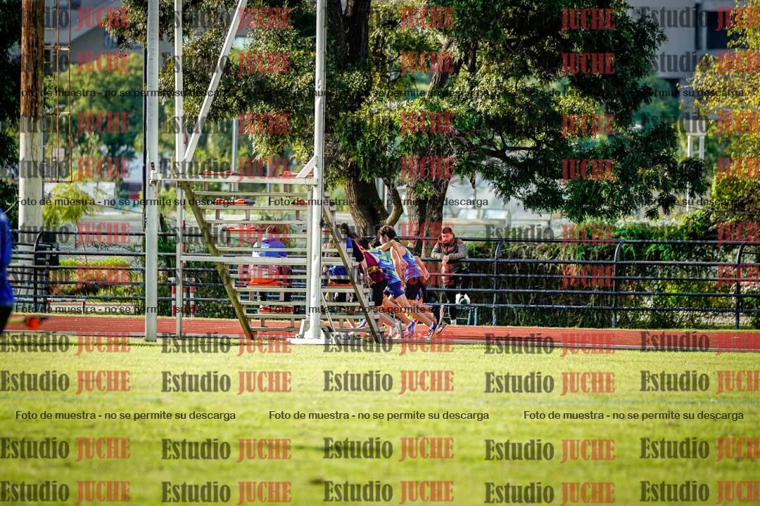 Fotos de los 600 m llanos de varones