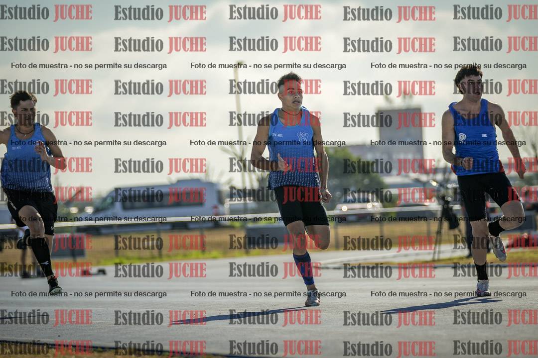 Fotos de los 100 m llanos de varones