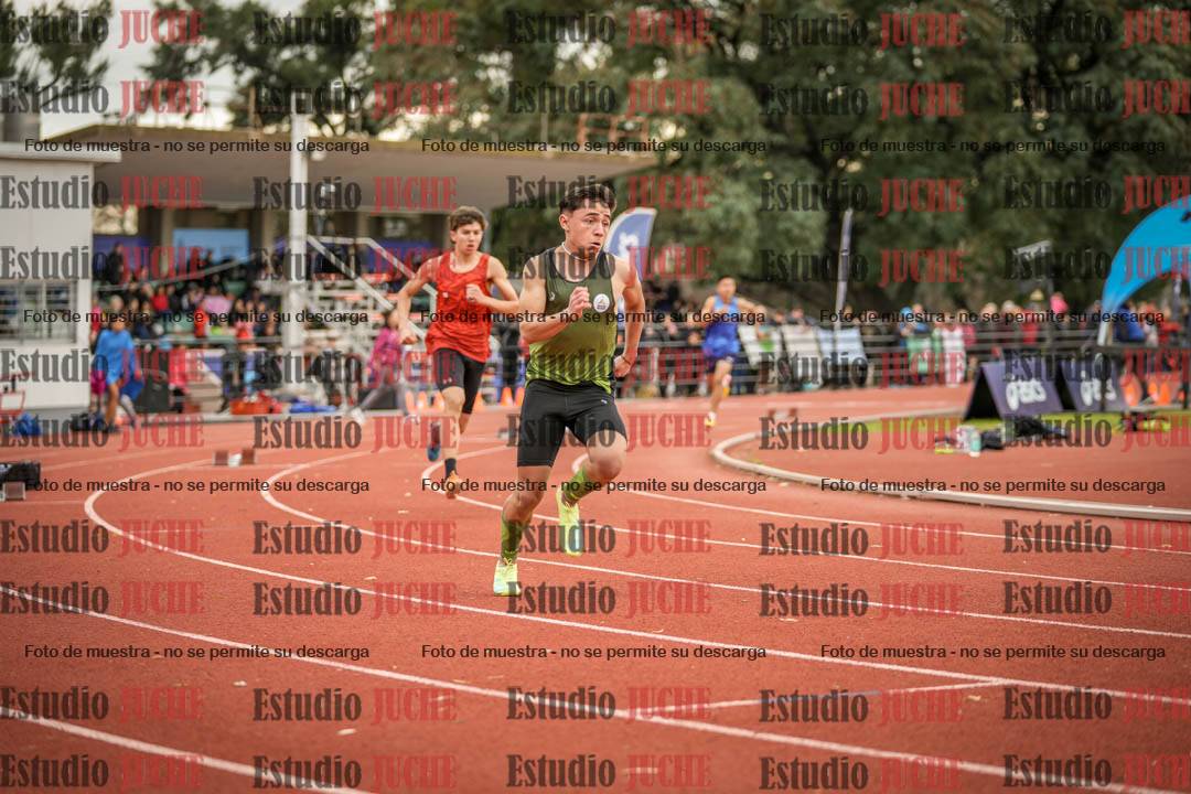 Fotos de los 400 m con vallas de varones