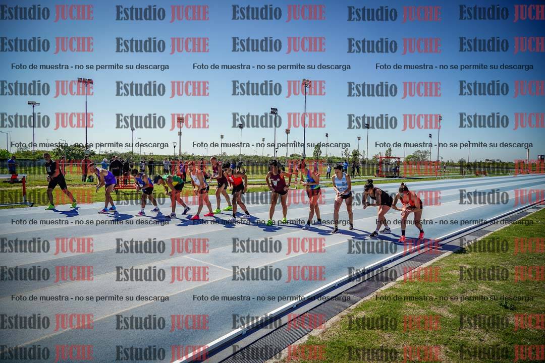 Fotos de los 5000 m de mujeres y varones - serie 2