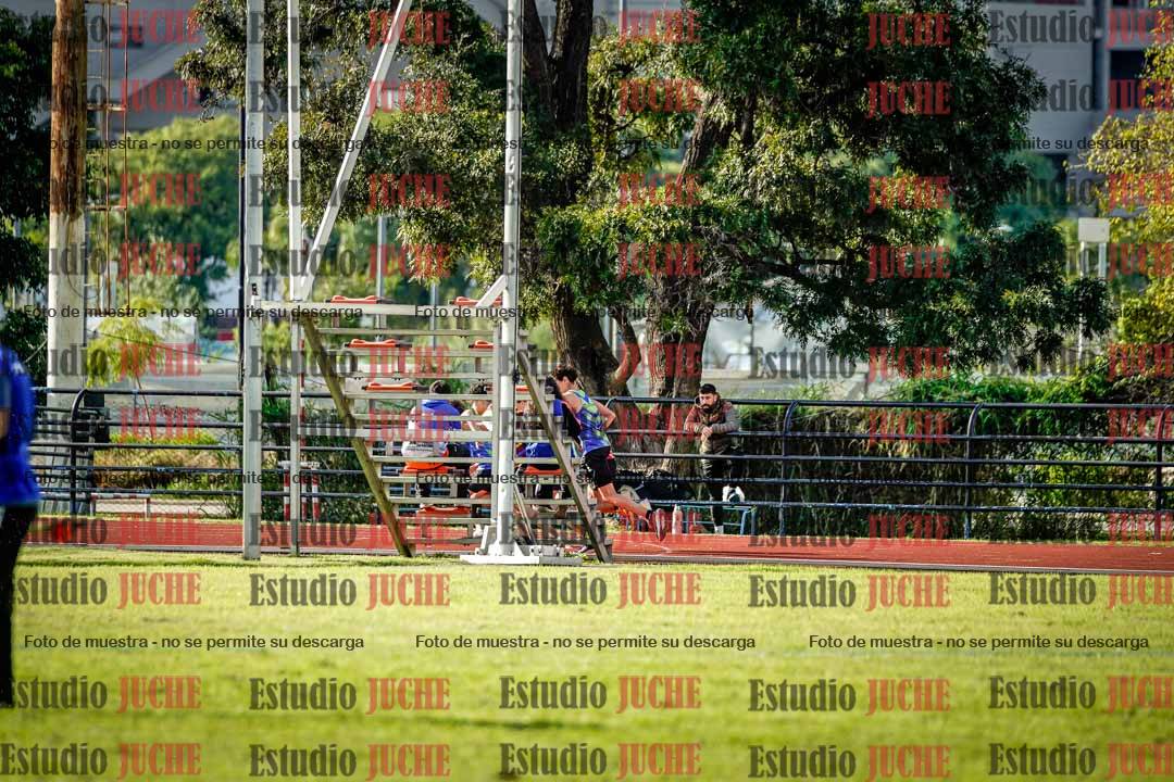 Fotos de los 600 m llanos de varones