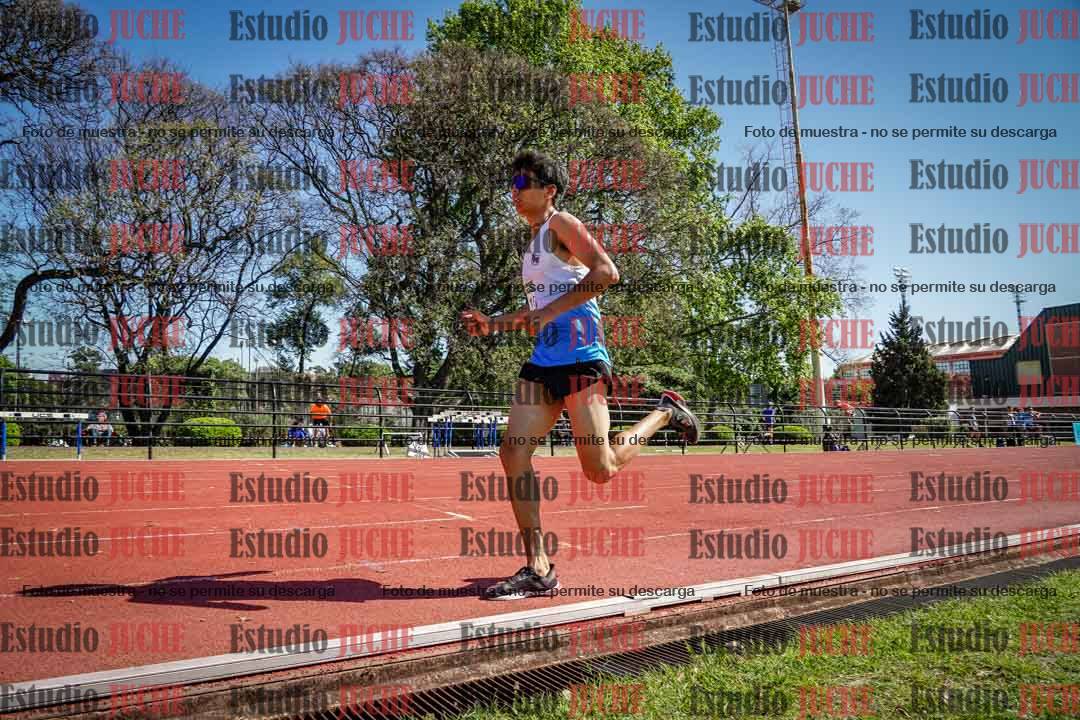 Fotos de los 2400 m de varones