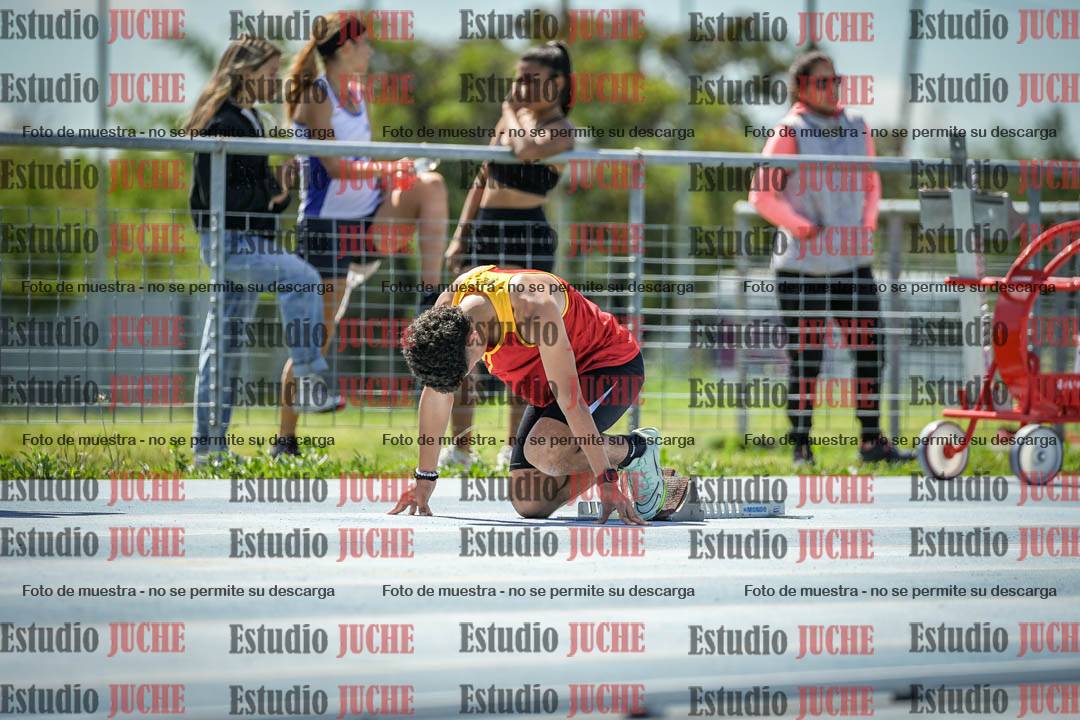Fotos de los 200 m llanos de varones