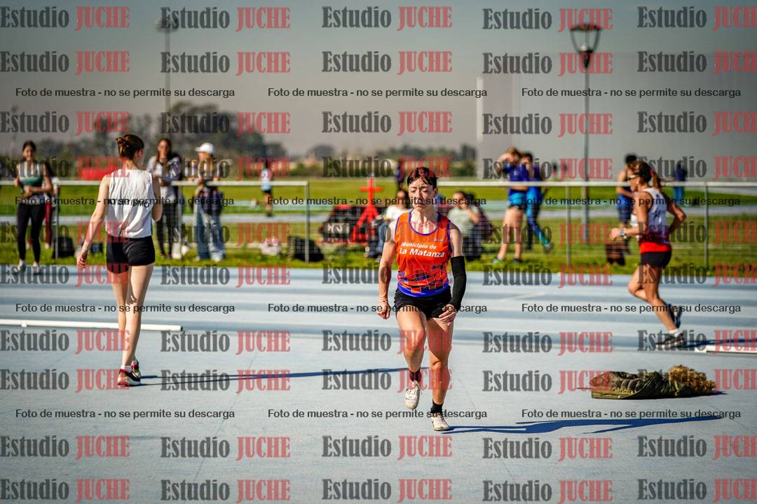Fotos del salto en alto de mujeres - heptatlón 2