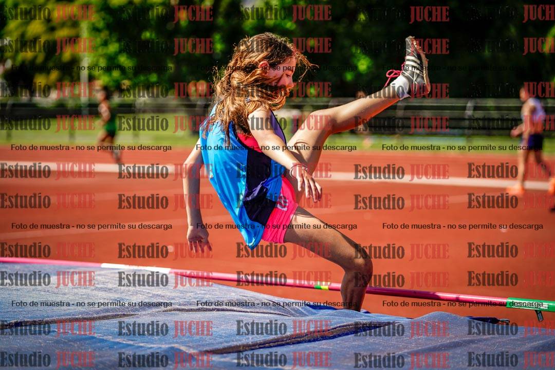 Fotos del salto en alto de mujeres