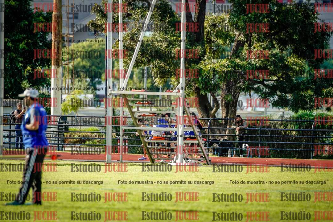 Fotos de los 600 m llanos de varones