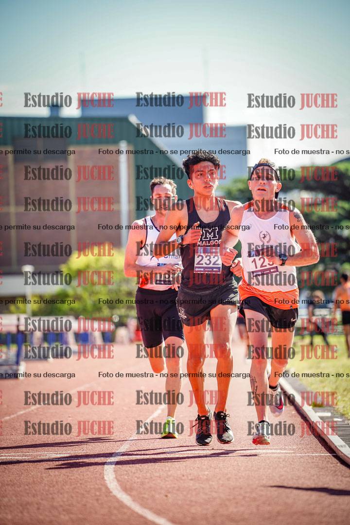 Fotos de los 10.000 m de varones - serie 1