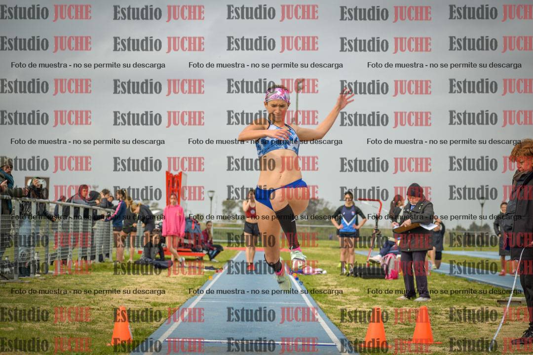Fotos del salto en largo de mujeres - U18