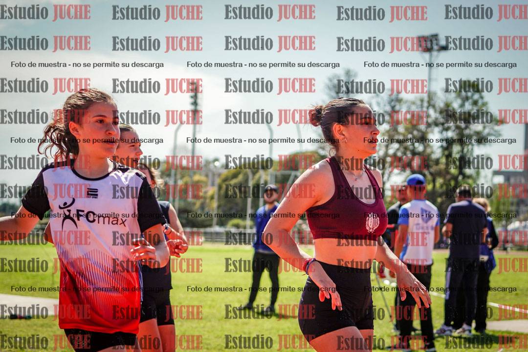 Fotos de los 80 m llanos de mujeres