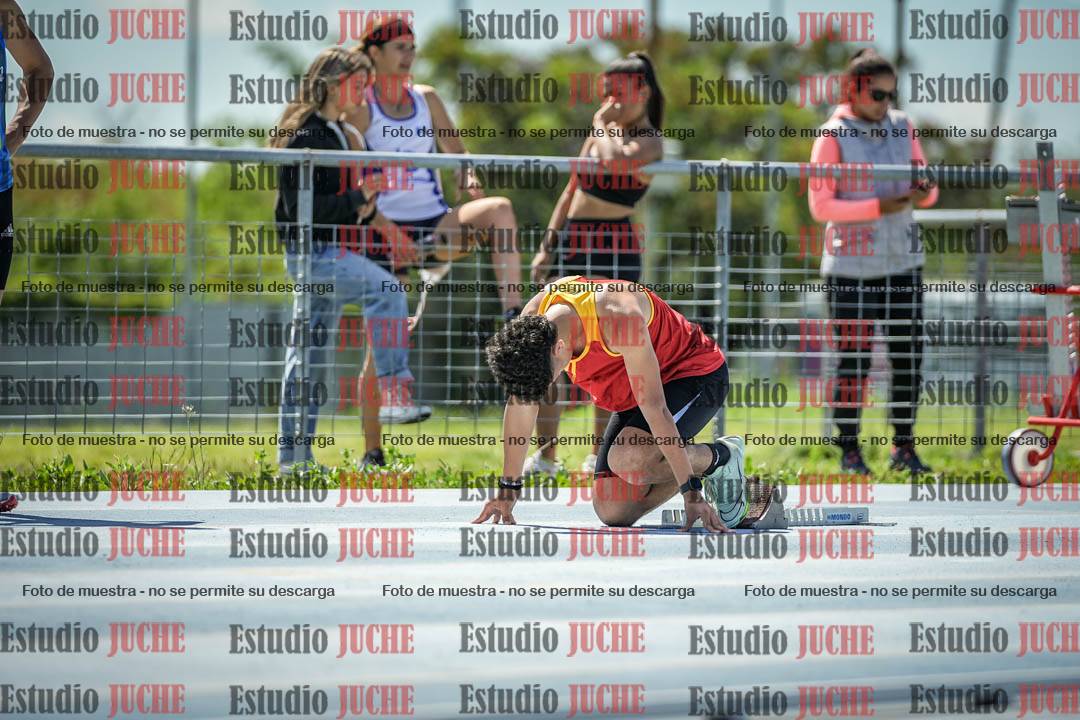 Fotos de los 200 m llanos de varones
