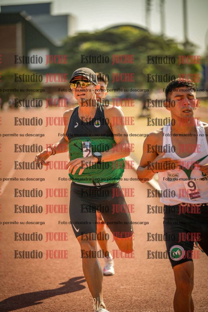 Fotos de los 3000 m llanos de varones