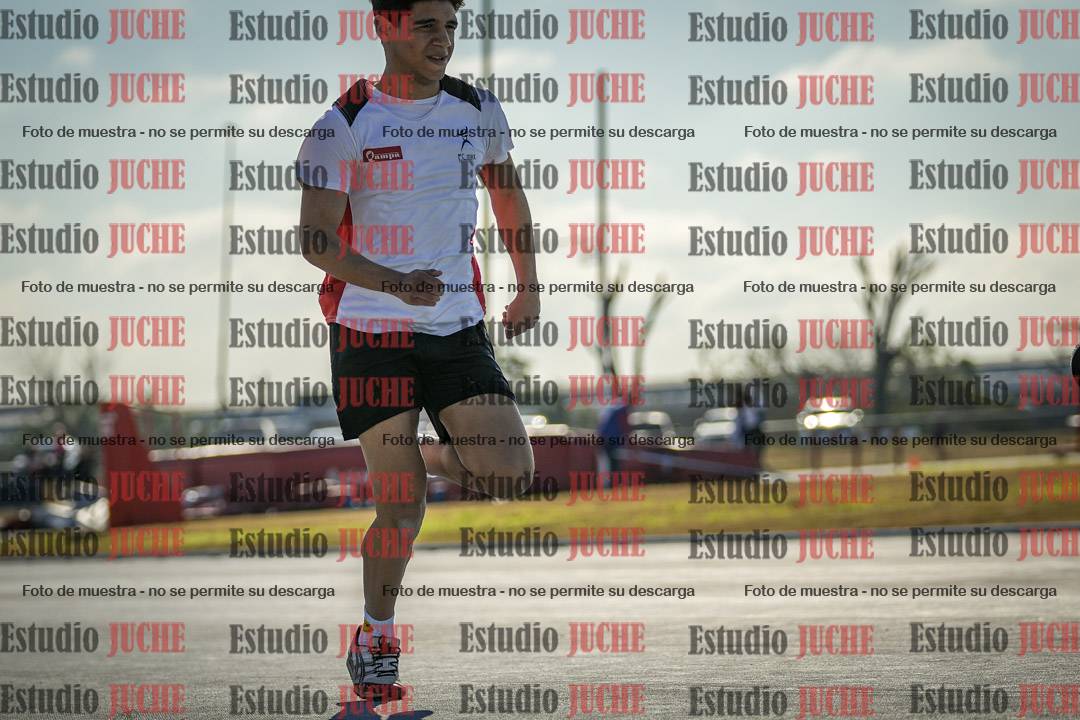 Fotos de los 100 m llanos de varones