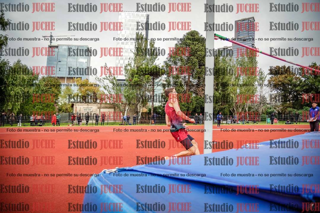 Fotos del salto en alto de varones