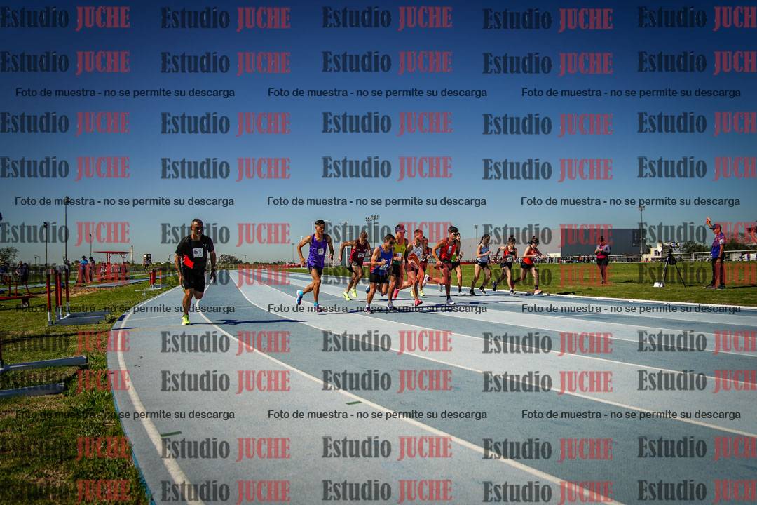 Fotos de los 5000 m de mujeres y varones - serie 2