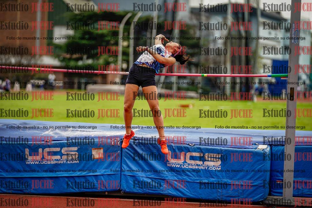 Fotos del salto en alto de mujeres