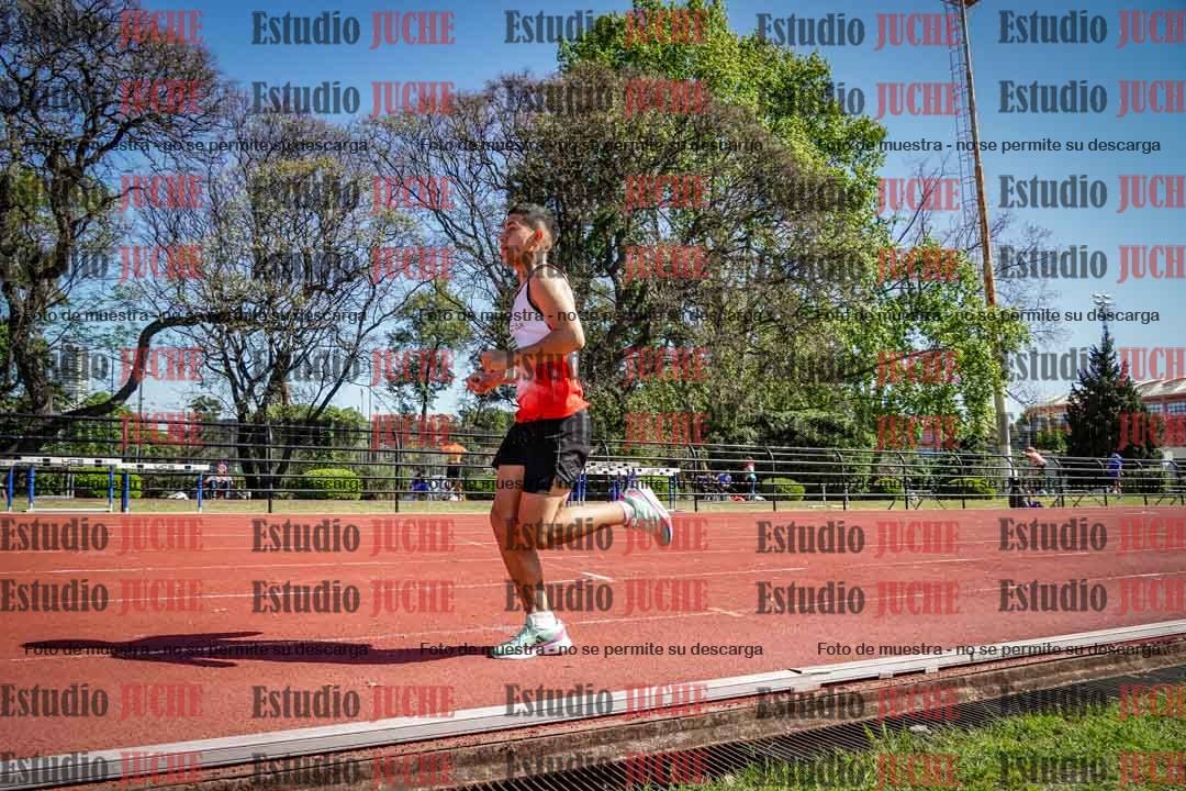 Fotos de los 2400 m de varones