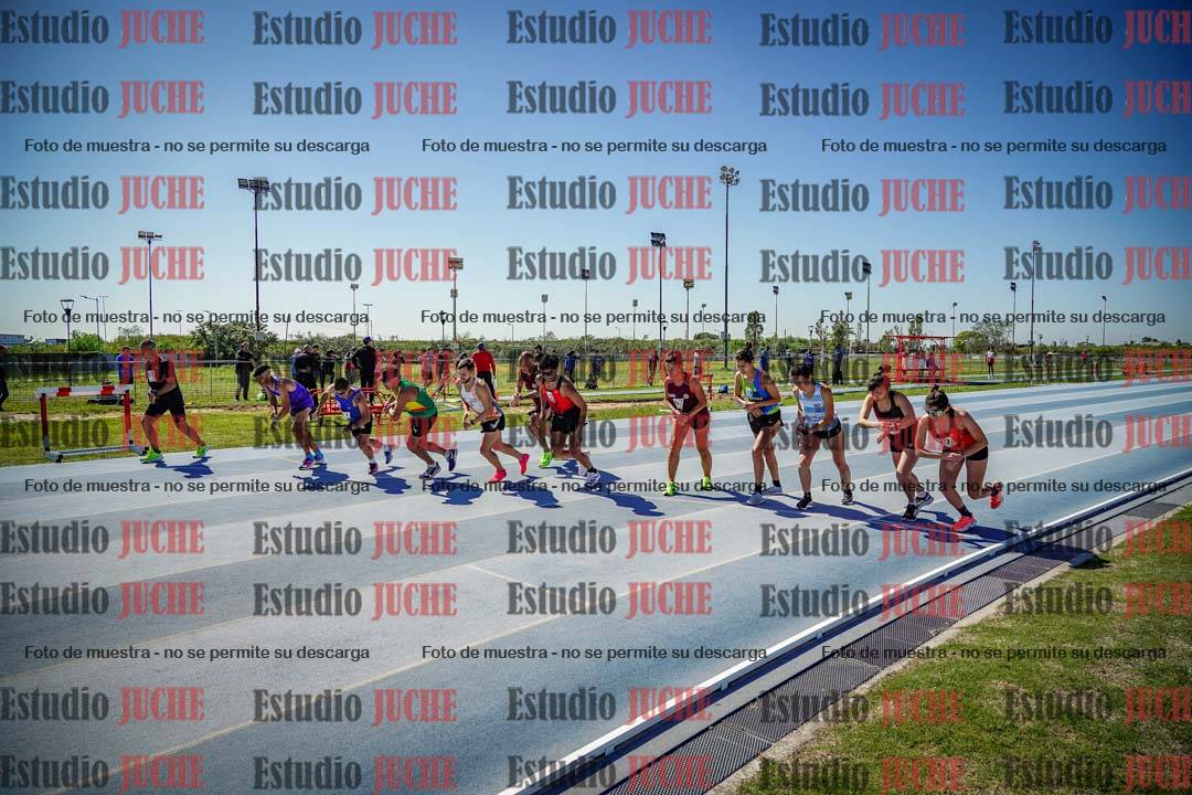 Fotos de los 5000 m de mujeres y varones - serie 2