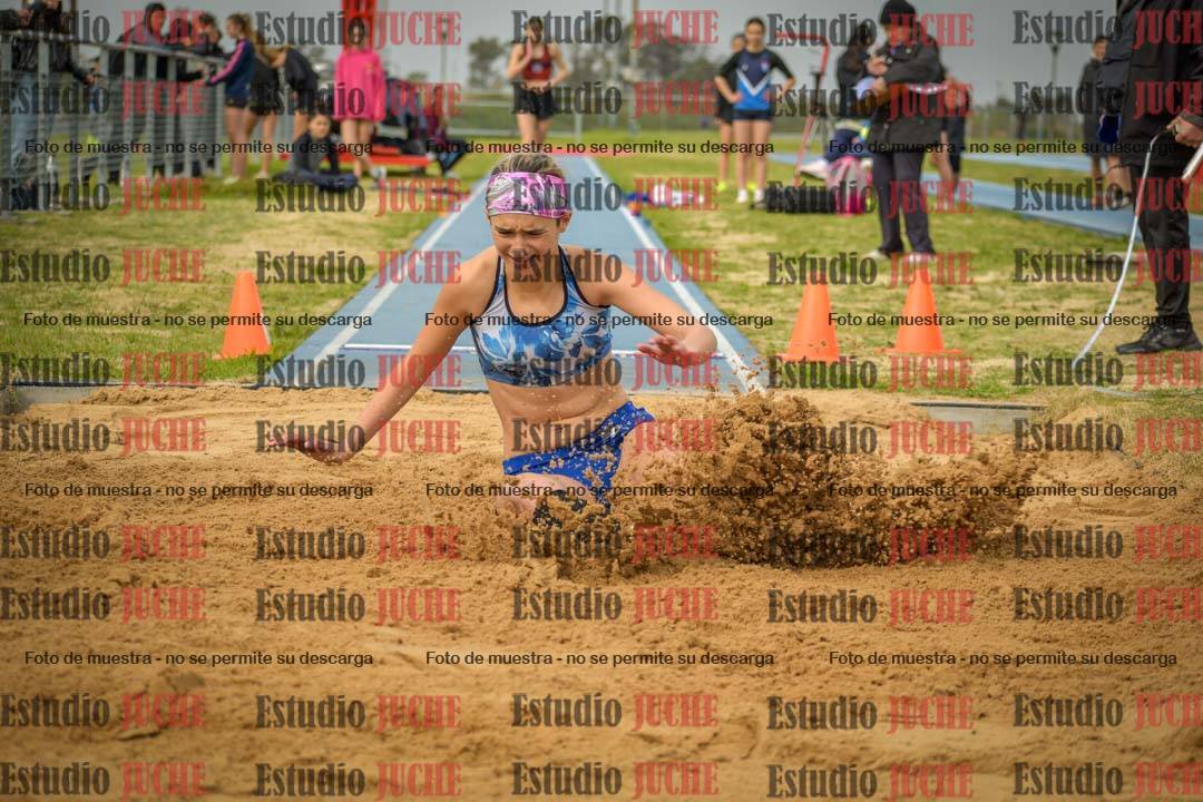 Fotos del salto en largo de mujeres - U18