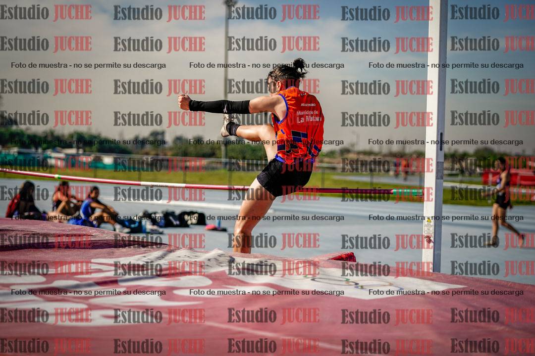 Fotos del salto en alto de mujeres - heptatlón 2