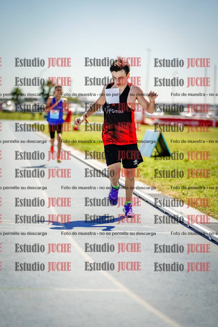Fotos de los 600 m llanos de varones